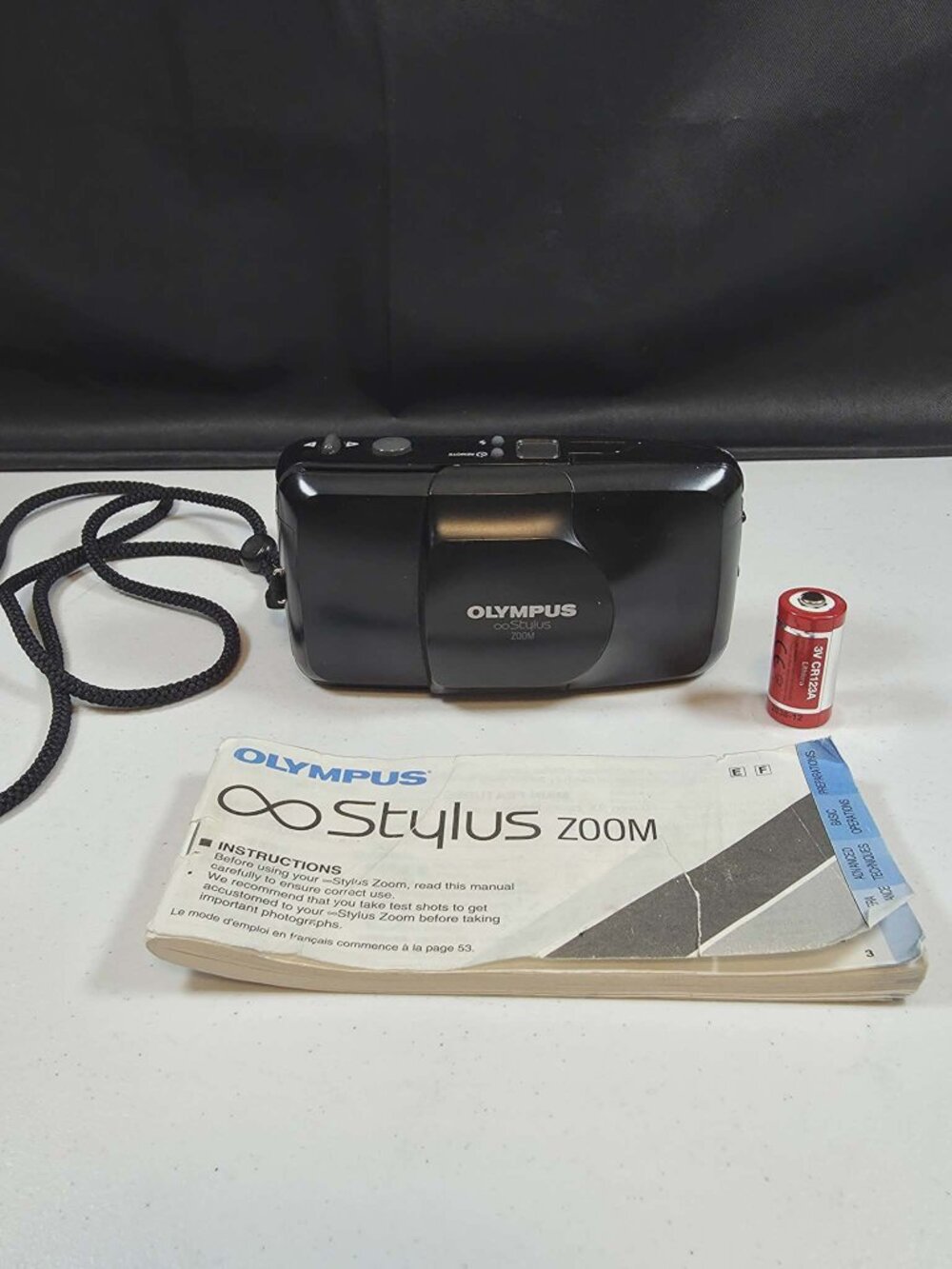 OLYMPUS STYLUS INFINITY ZOOM 35-70 MM LENS 35 MM FILM POINT & SHOOT CAMERA